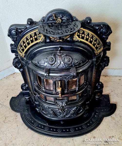 A784 antique cast iron fireplace stove