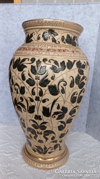 Csodaszép majolika antik váza, 34 X 22 cm, 2918 gr., szájadék átmérő: 14,7 cm