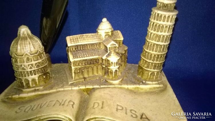 Pisa souvenir - retro desk or shelf decoration