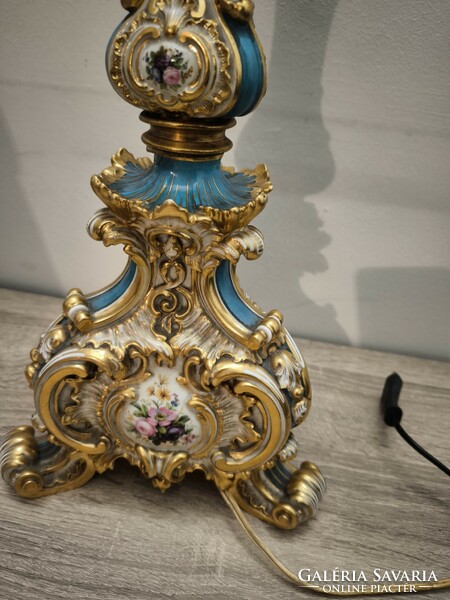 Antik porcelán asztali lámpa