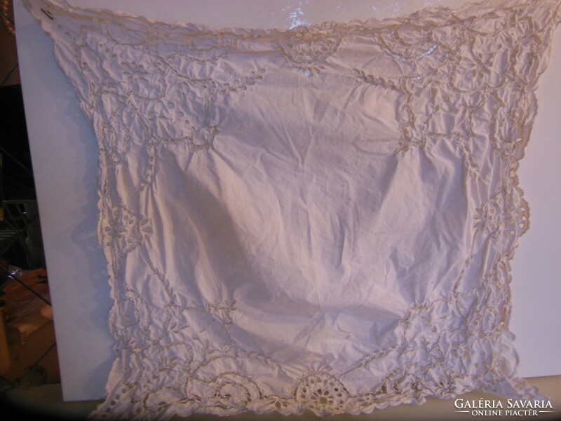 Handmade - 73 x 73 cm - table cloth - riselt - approx. 3 Cm - to be repaired - old - Austrian