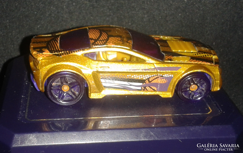 2009 Hot wheels torque twister r0921