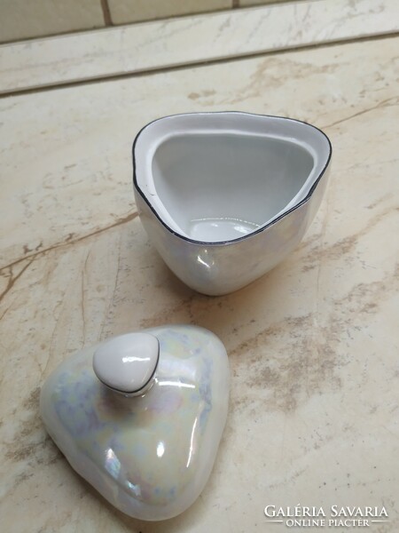 Raven House porcelain bonbonnier for sale! Porcelain iridescent bonbonnier for sale!