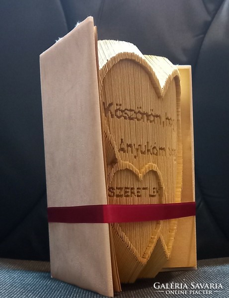 Book sculpture, a special gift for your mother or anyone with a text change