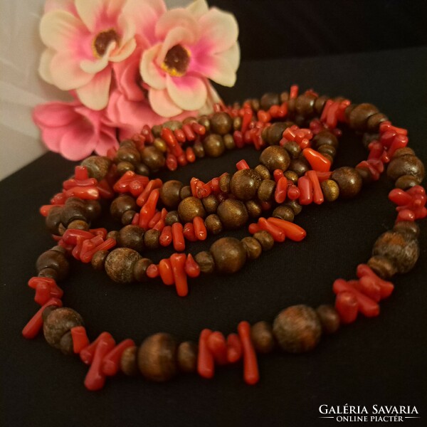 Coral and bamboo necklaces 130 cm