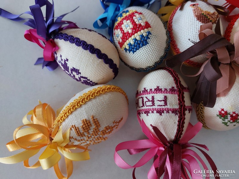 Embroidered Easter eggs, 8 handmade decorations