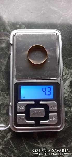 Arany karikagyűrű 6 mm , belső átmérő 22 mm