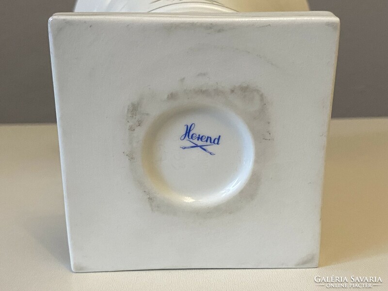 HERENDI KÖKÉNY HECSEDLI MINTÁS PORCELÁN KÖRMÖS LÁBAKON 18 CM