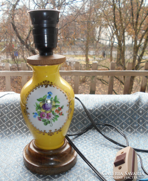Herend fond painted lamp with wooden base