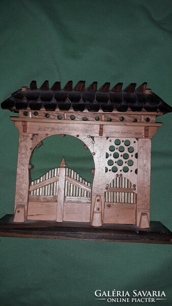 Old, beautiful, life-like wooden table, shelf ornament Székelykapu model unfinished 16 x 18 cm according to the pictures