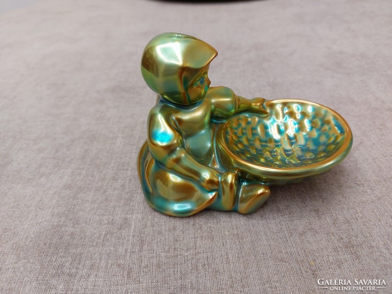 Zsolnay porcelain figurine, eosin-glazed bowl annuska