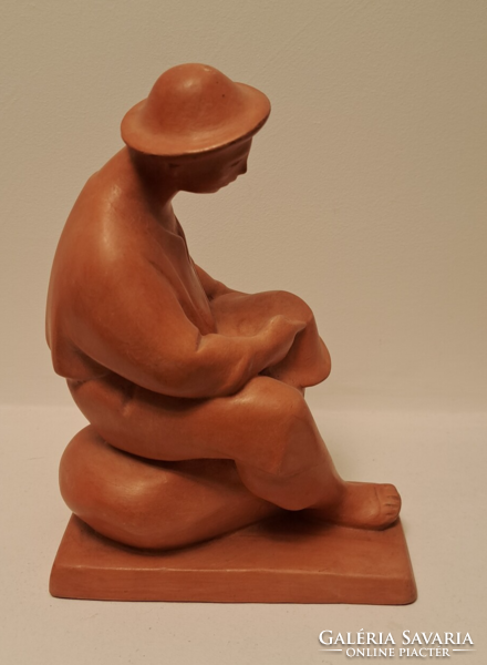 Béla Kucs (1925-1984) flawless terracotta statue