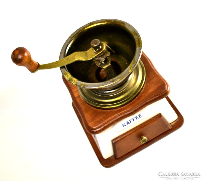 Coffee grinder with porcelain and wooden body