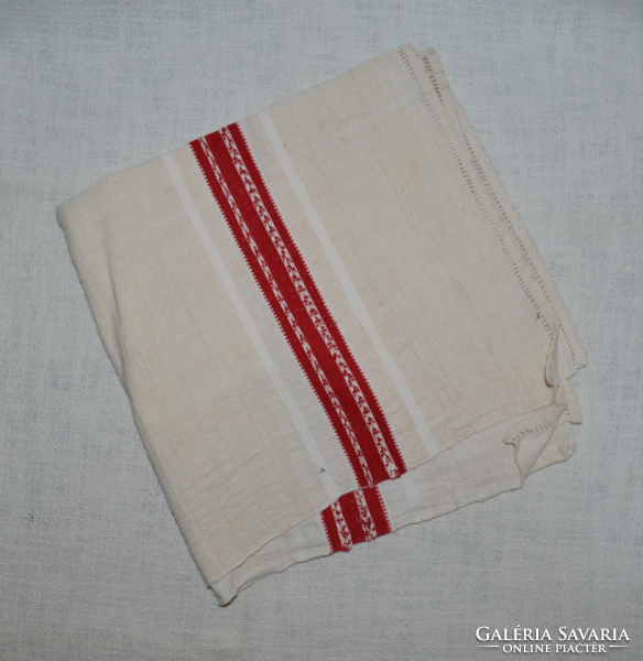 Cloth for wiping linen