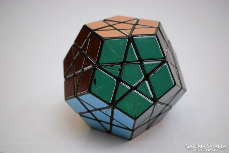 Retro rubik's cube / megaminx