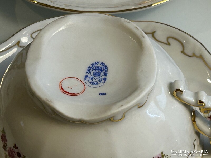 Zsolnay rózsa mintás arany tollazott 6 személyes porcelán teáskészlet