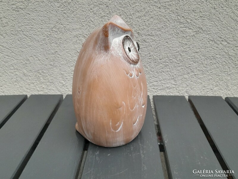 Large ceramic owl