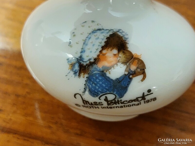 Miss petticoat porcelain mini vase roth international 1978