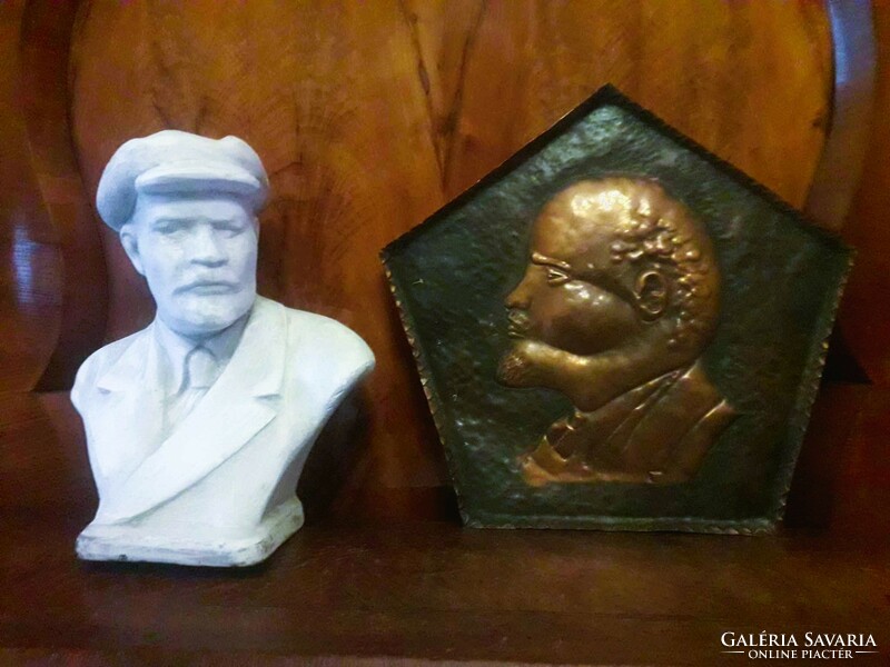 Lenin / statue, copper plaque.
