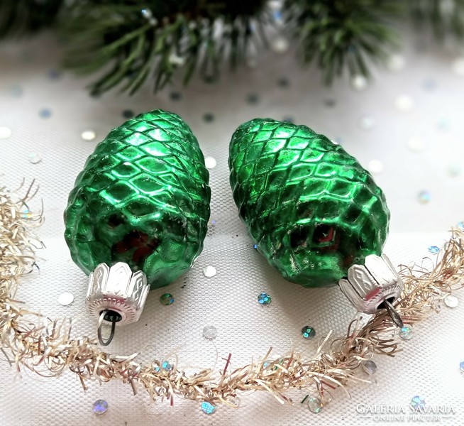 Old green cone Christmas tree ornament 6.5cm piece