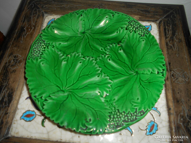 Antique Schramberg green leaf pattern majolica plate.
