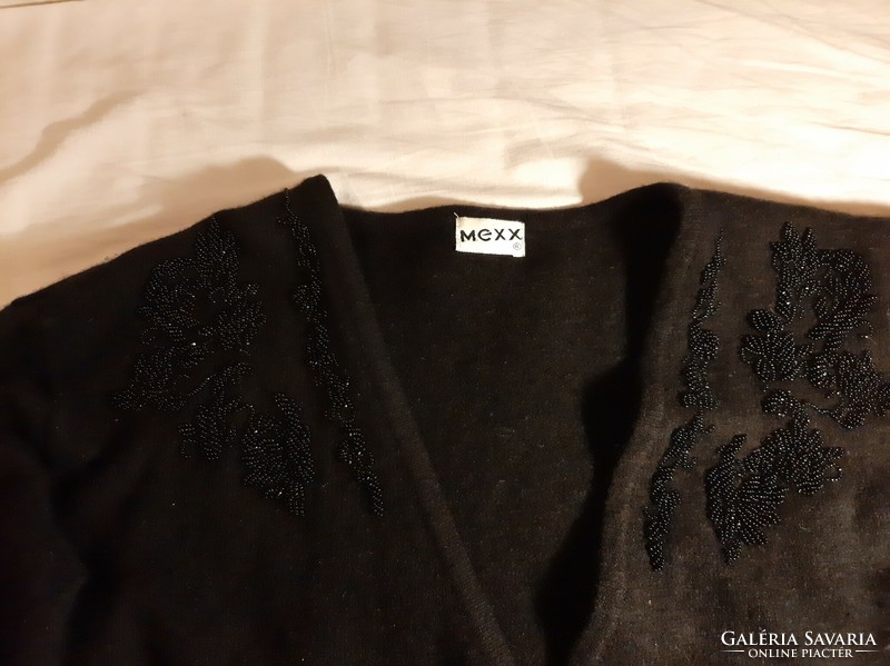 Black short mexx wool cardigan with small pearls