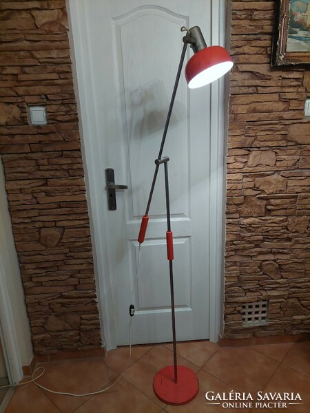 Retro crane floor lamp