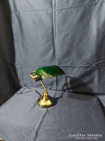 Banker lamp table lamp