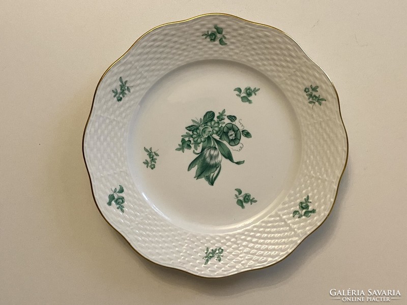 1 Herend porcelain cake plate painted with green flower decor, 21 cm