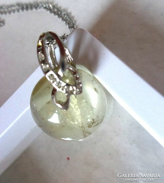 Lemon quartz small round pendant and chain