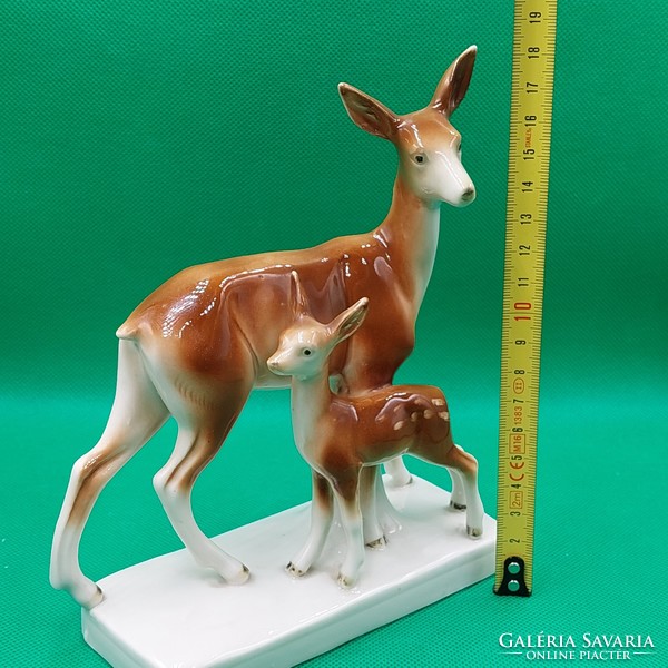 Rare collector sitzendorf porcelain figure of a pair of deer