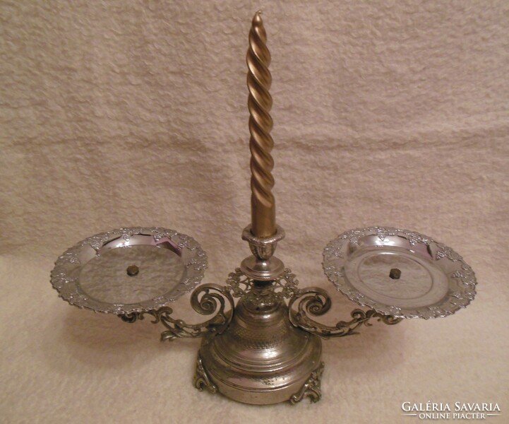 Antique offering, table centre