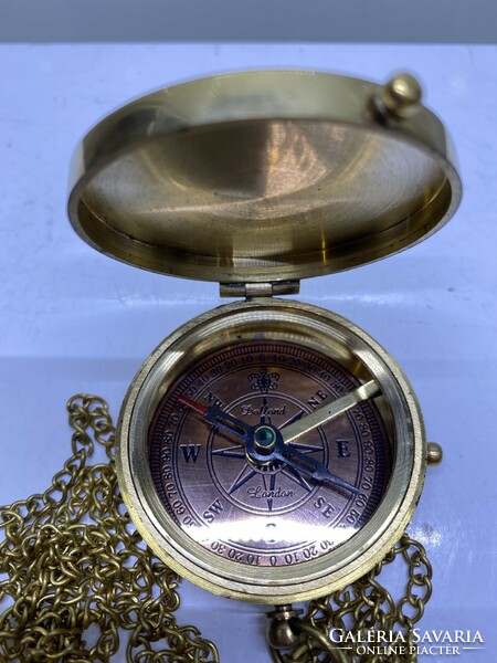 Copper chain compass