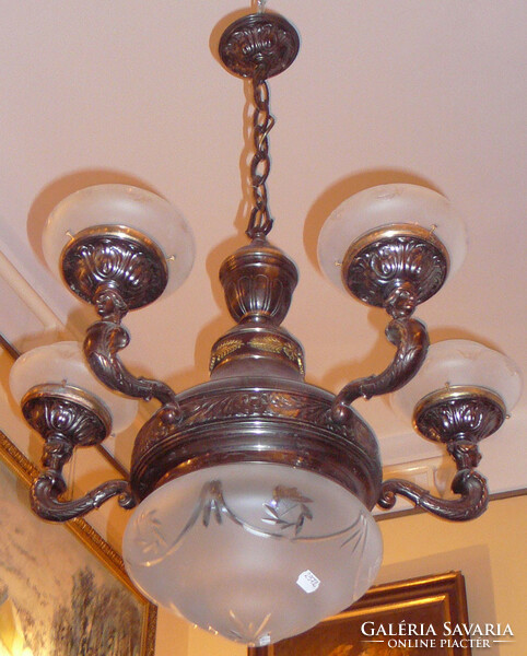 Bronze plate chandelier with 5+1 glass shade