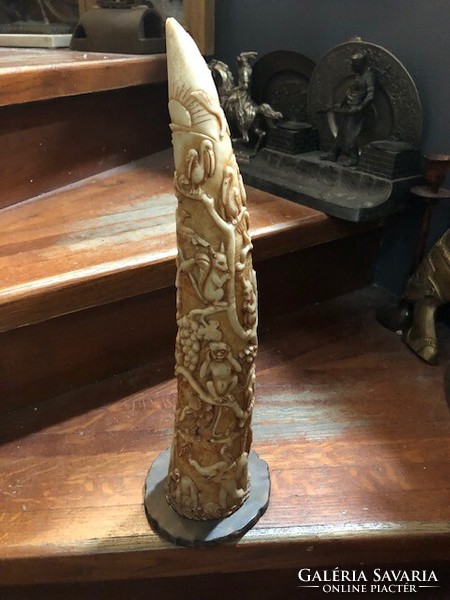 Far Eastern bone carving, height 39 cm, antique.