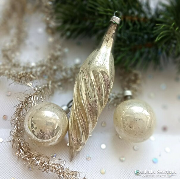 Old weathered icicle and 2 balls Christmas tree decoration 3-10cm