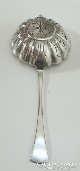 Silver (800) tea strainer, powdered sugar sprinkler, English cut style