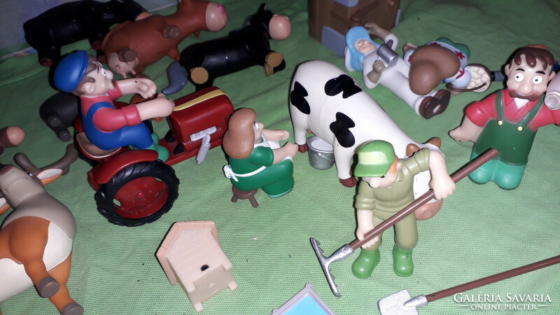 Retro deagostini my farm toy set base + tractor, people animals buildings according to the pictures