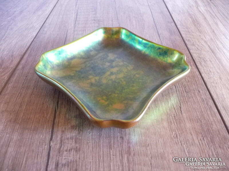 Antique Zsolnay labrador pattern eosin bowl