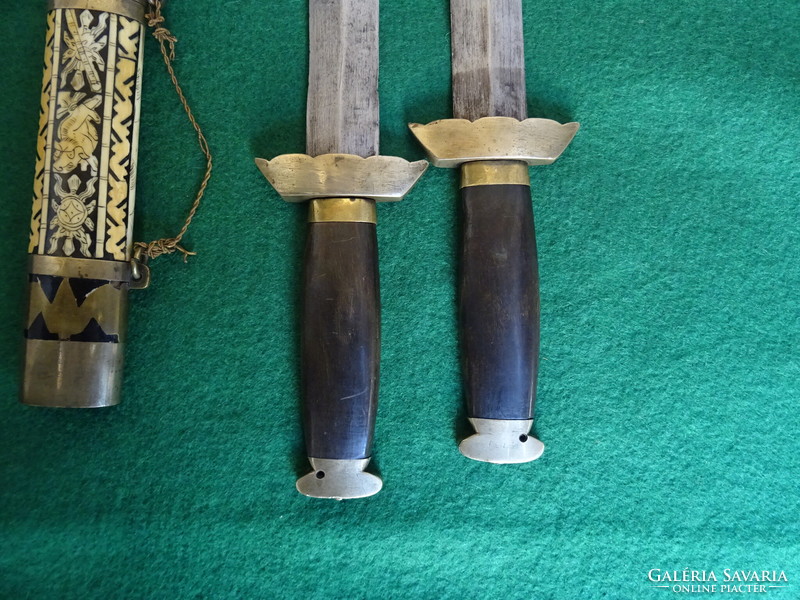 Antik Kínai dupla JIAN kovácsolt rövid kard csont intarziás hűvelyben 19szd.