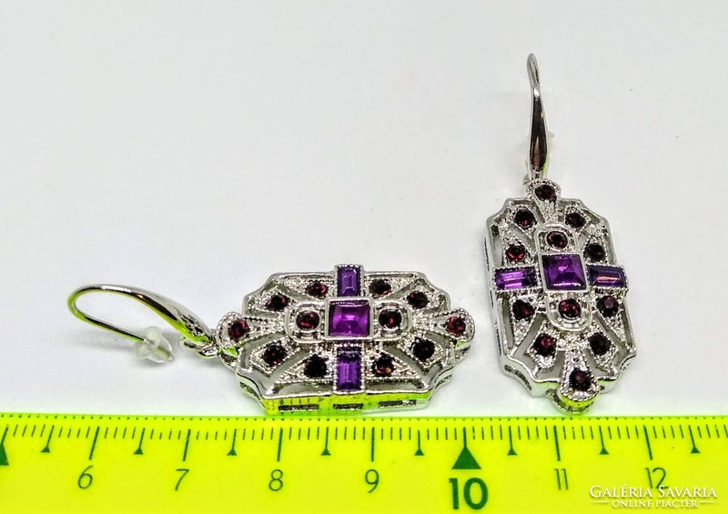 Ezüsttel bevont Vintage stílusú lila kristályos fülbevaló 374