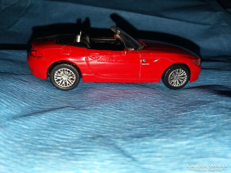 Original rastar bmw z 4 cabrio metal toy model small car 1:43 beautiful collector's condition according to the pictures