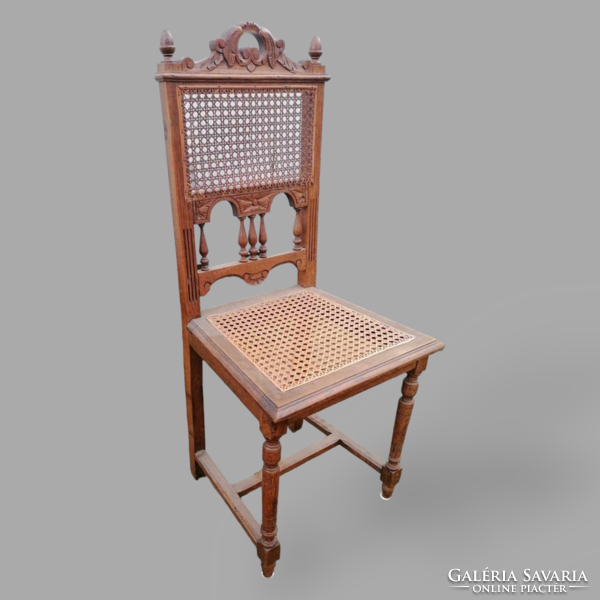 Neo-Renaissance chairs