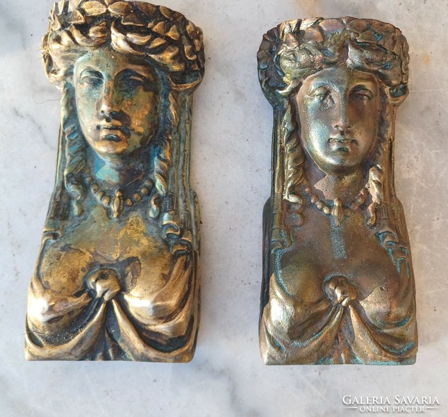 Pair of bronze statues, wall decoration, furniture in veret empire style