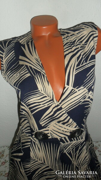 Hallhuber tailored waist, pocket, decorative button, overlapping women's overalls. S size.