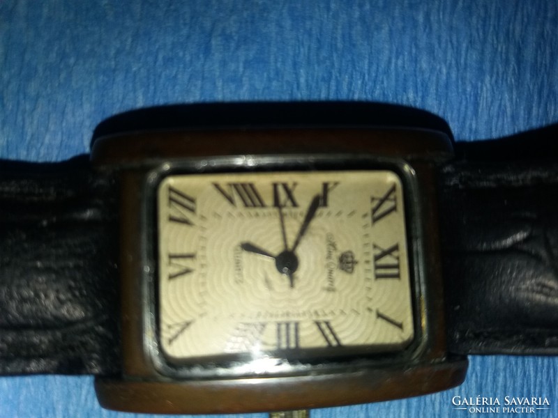 Retro quartz óra csomag GENEVA - King Quarz - 3 db,- 2 működik 1 nem tesztelt EGYBEN a képek szerint