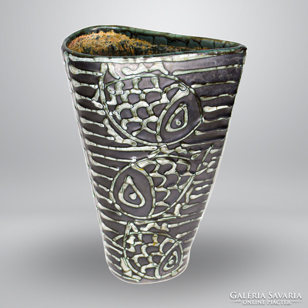 Gorka fish vase