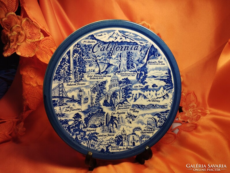Beautiful Japanese porcelain decorative plate: California