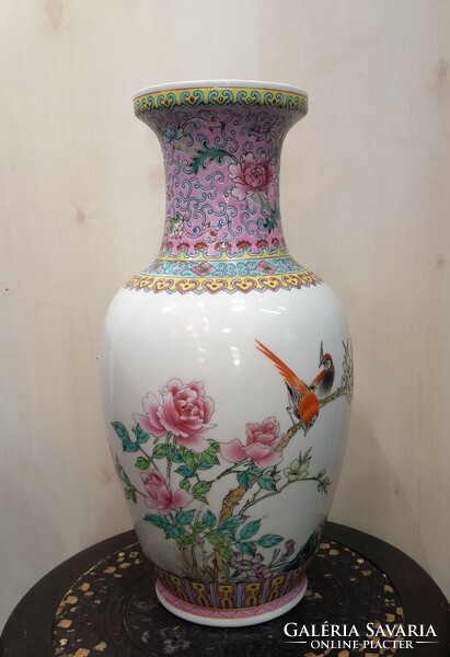 Pair of Chinese porcelain vases