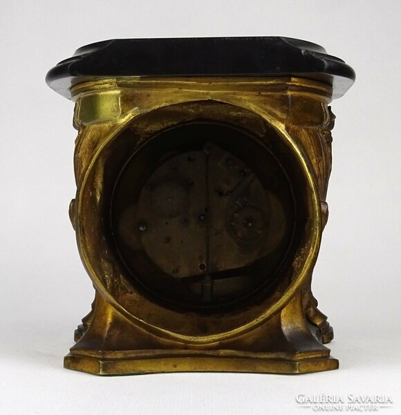 1O328 antique goat head fire gilded table clock xix. Century Gebrüder Walching in Vienna